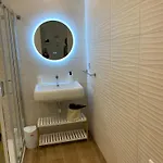 Domus13-with Private Parking Апартаменти *