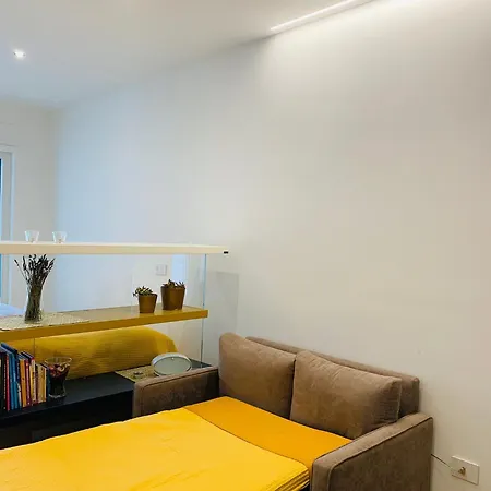 Daire Domus13-with Private Parking Bari