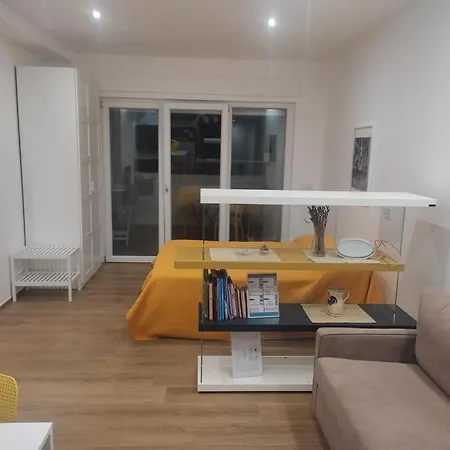 Domus13-with Private Parking *