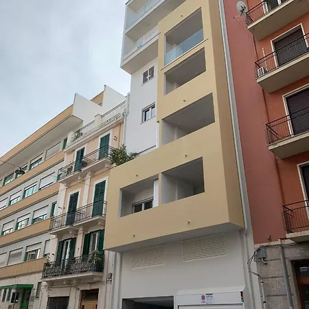 Domus13-with Private Parking * 巴里