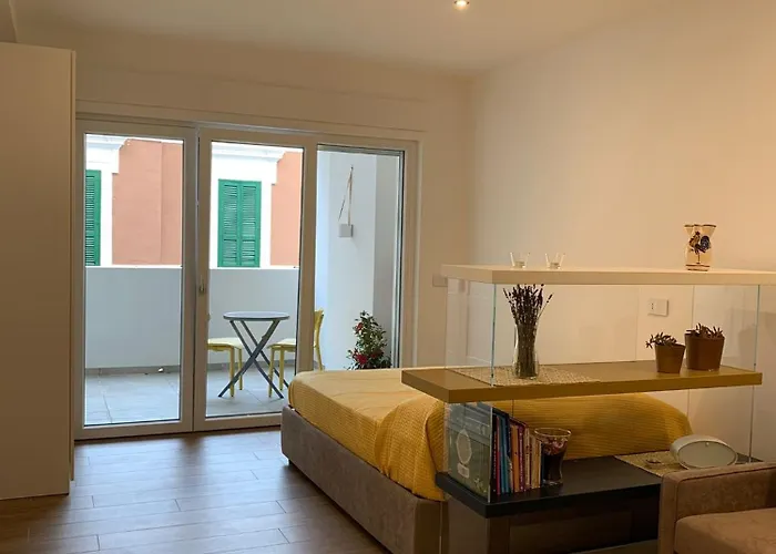 Domus13-with Private Parking Appartement *