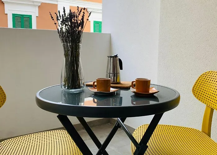 Domus13-with Private Parking Appartement Bari